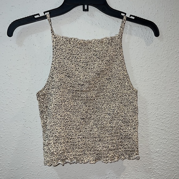 Scrunched Ruffle Tank Top - Picture 4 of 5